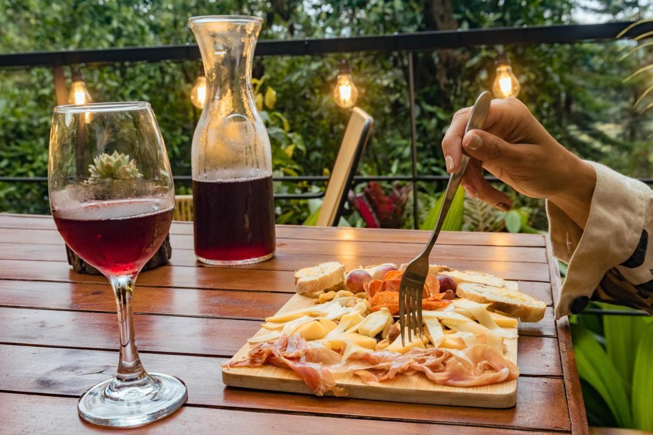 Oculto Refugio De Bosque Hotel Envigado Eksteriør billede